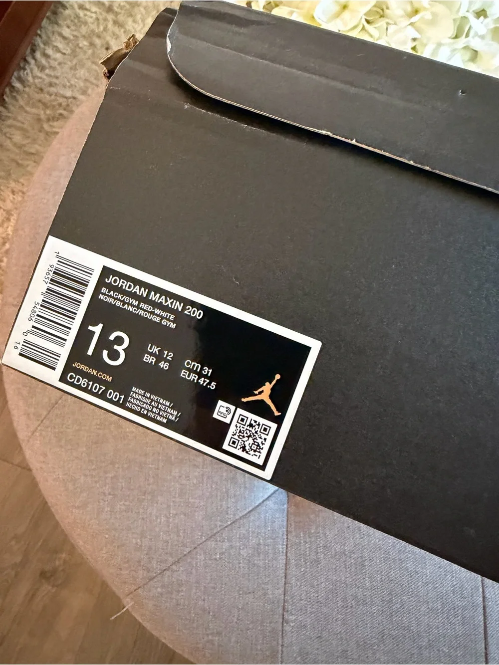 Jordan Men's Black and Red Basketball Sneakers